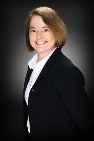 Betsylew R. Miale-Gix